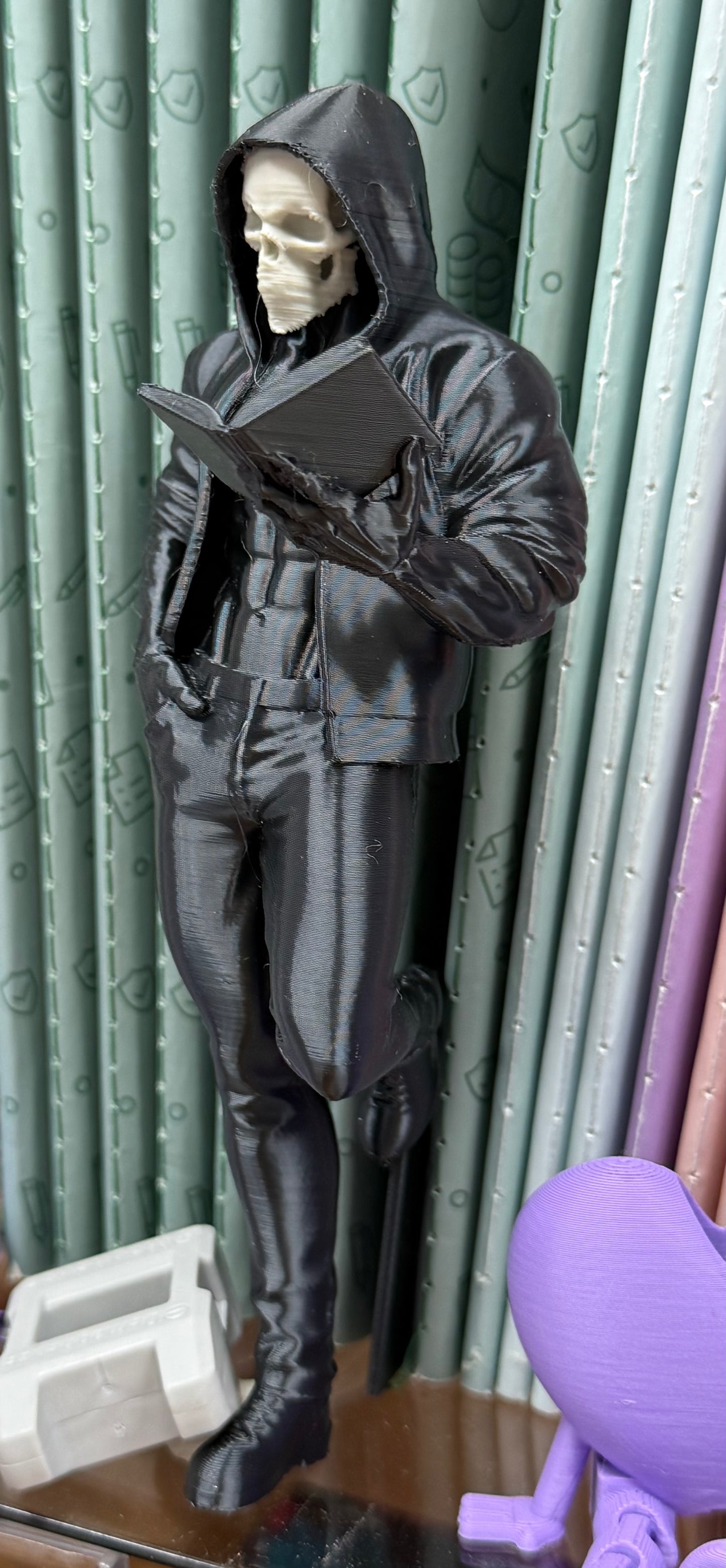 Dark Romance Shelf Sitter