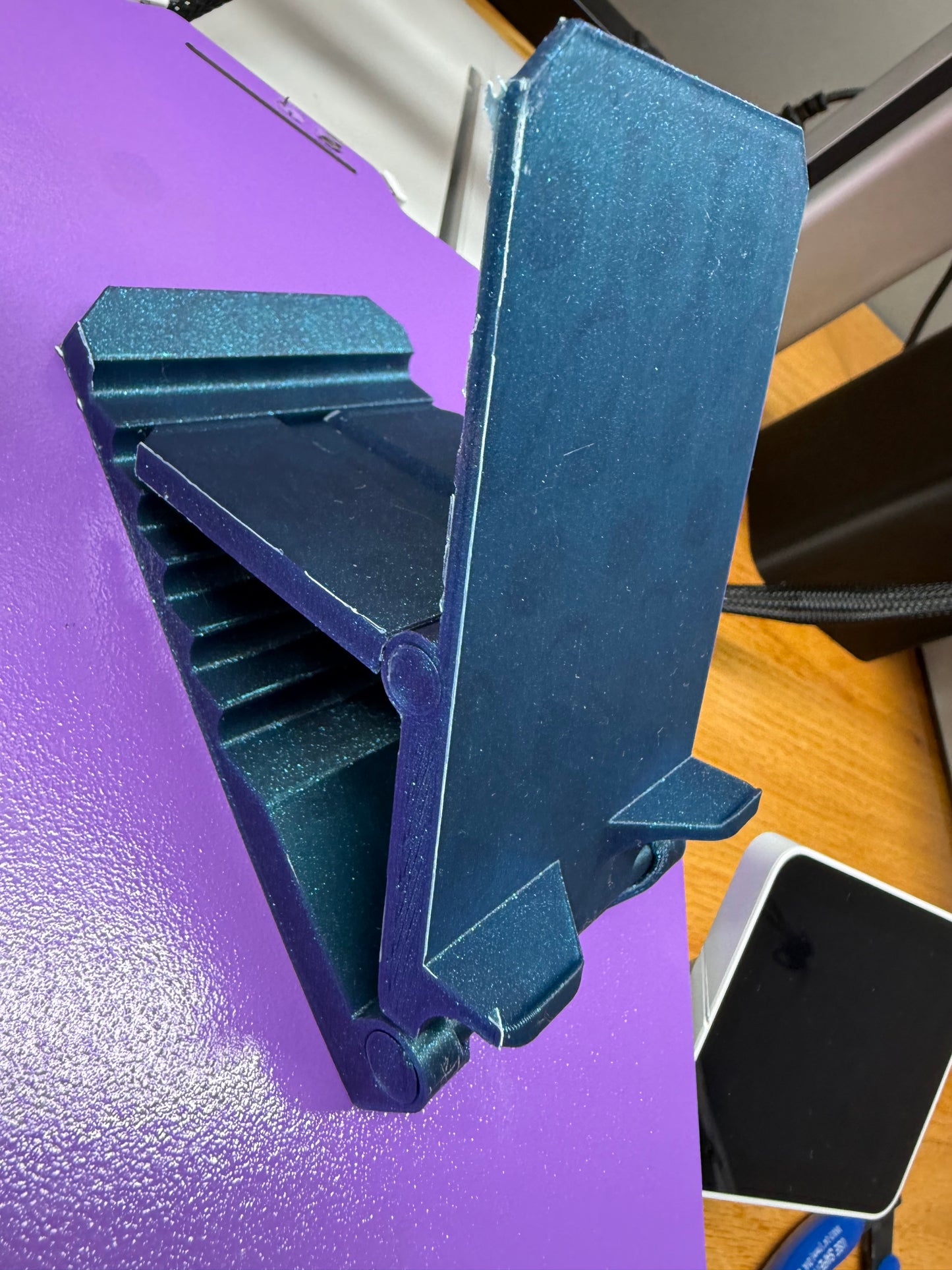 Oopsie Phone Holder2