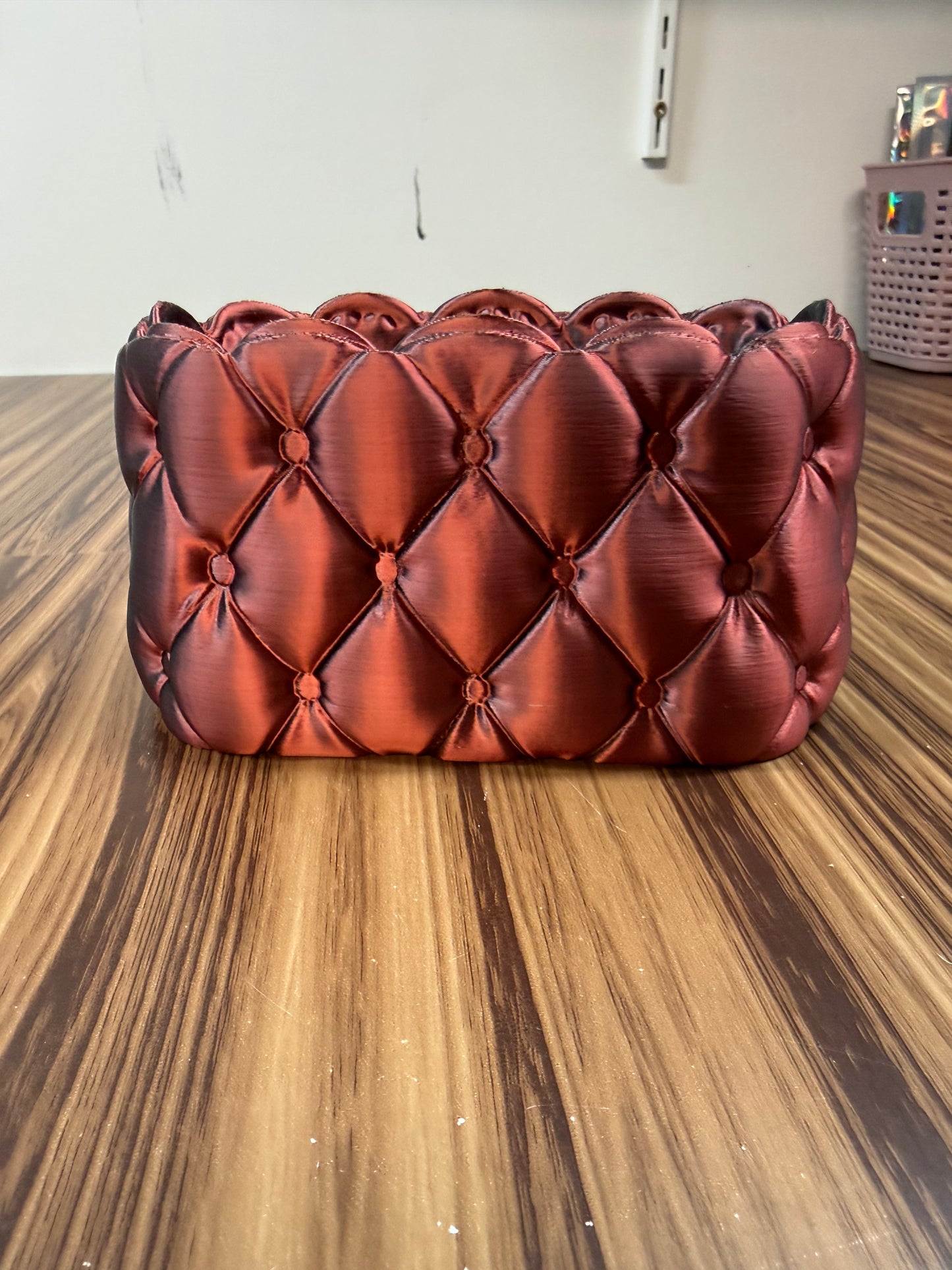 Oval Quilted Organizer