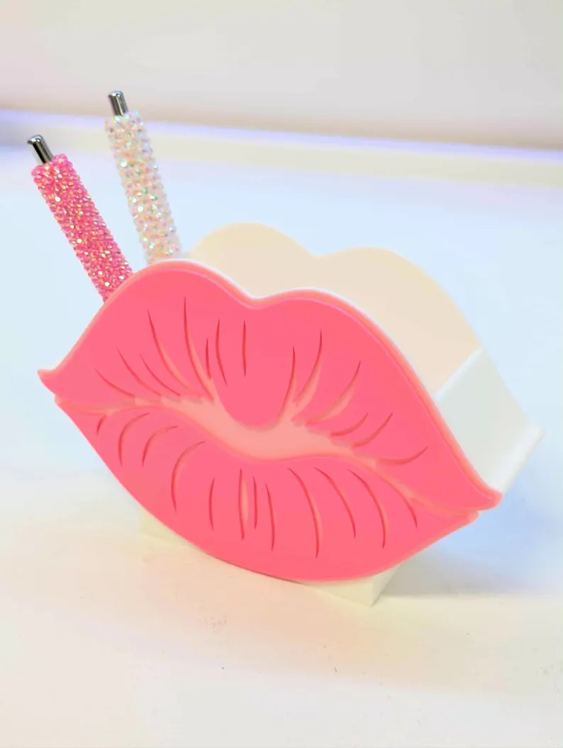 Lips Pen Holder