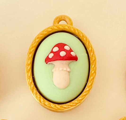 Mushy Cameo Clicker
